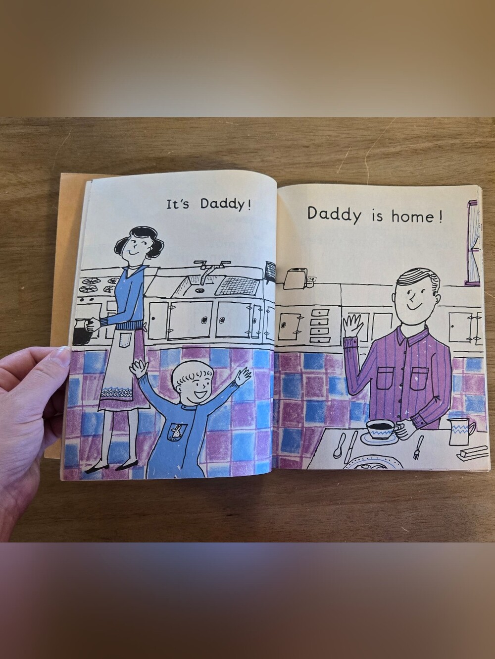 Vintage Weekly Reader Books - Picture 11 of 12
